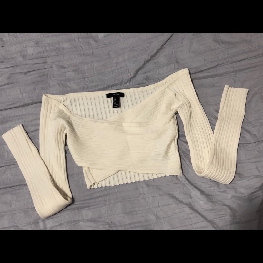 Crop Top Sweater - Off Shoulder
